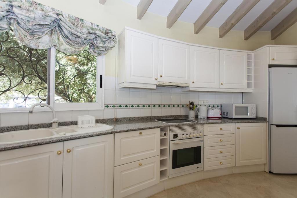 Casa Ponoig Villa Полоп Екстериор снимка